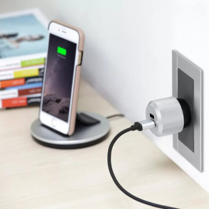 Можно ли оставлять зарядку в розетке: вы удивитесь